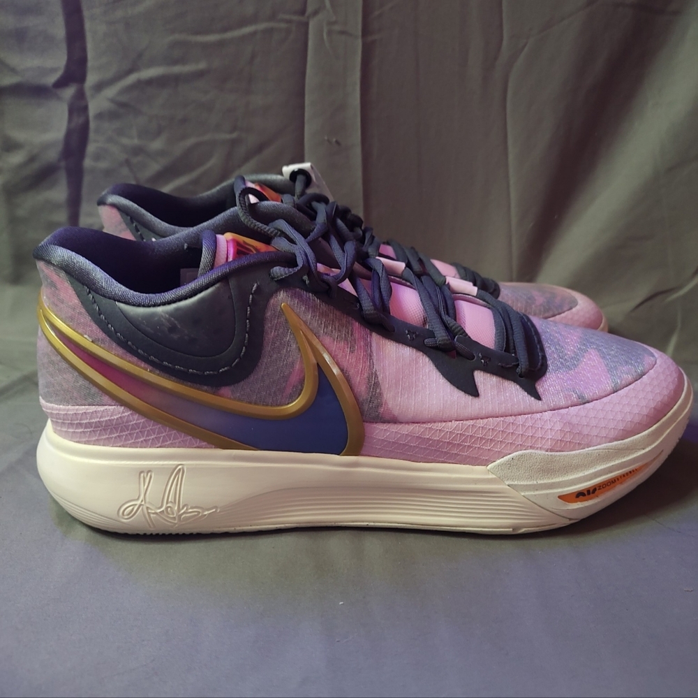 Nike Kyrie 8 ASW pink foam